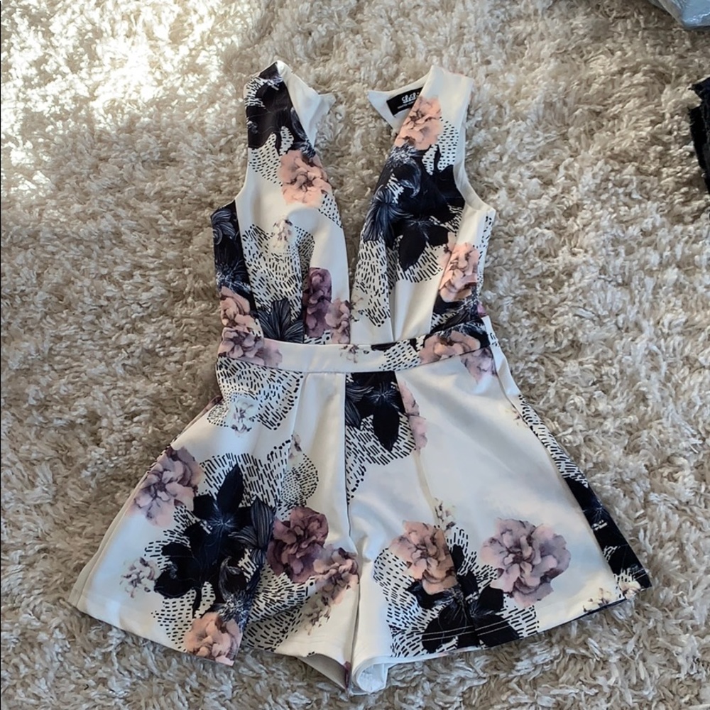 V cut romper